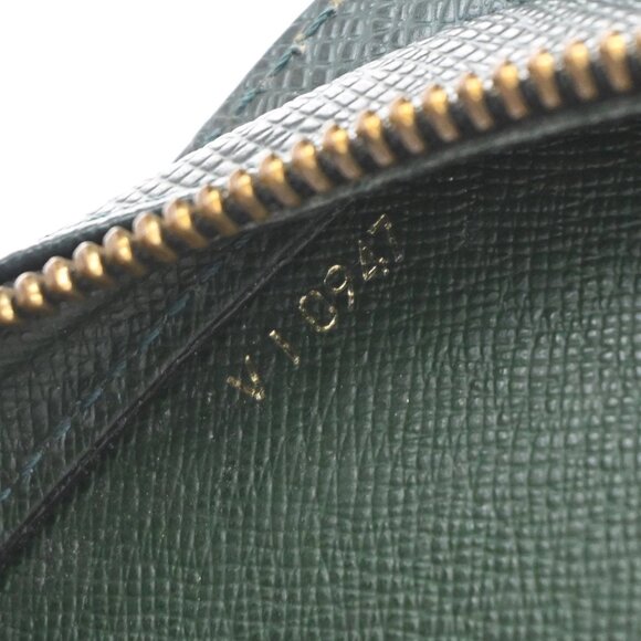 LOUIS VUITTON LV Logo BAIKAL Clutch Hand Bag Taiga Leather Epicea M30184 66KB262 - Picture 15 of 15